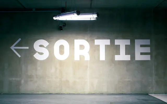 Raoul specimen from AinsiFont