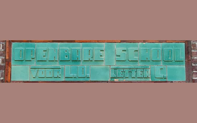 Openbaar specimen from Brutal Types