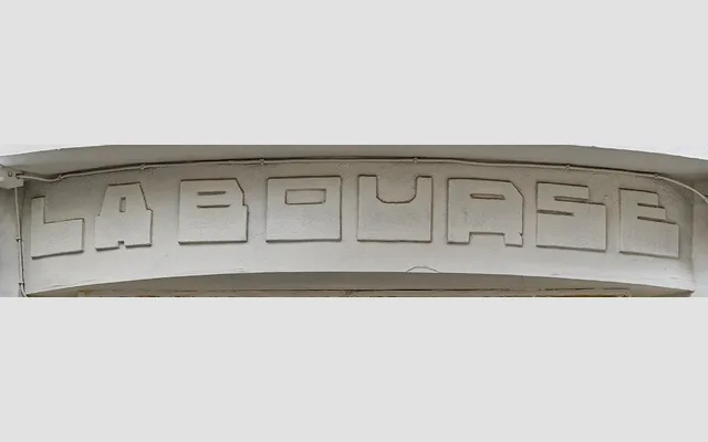 Rebus specimen from Brutal Types